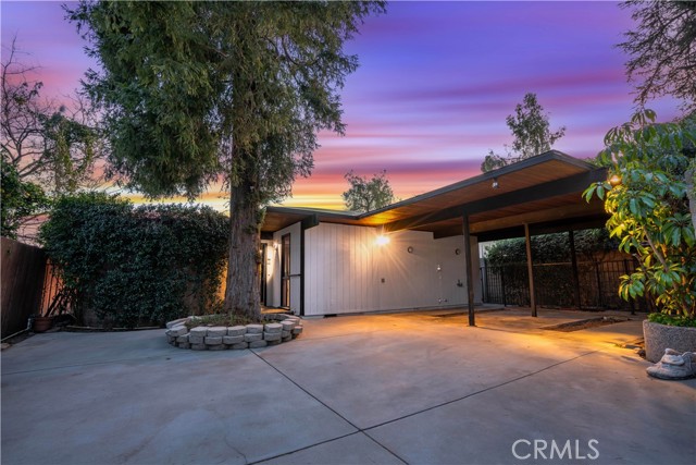 Detail Gallery Image 4 of 44 For 17442 Horace St, Granada Hills,  CA 91344 - 3 Beds | 3 Baths