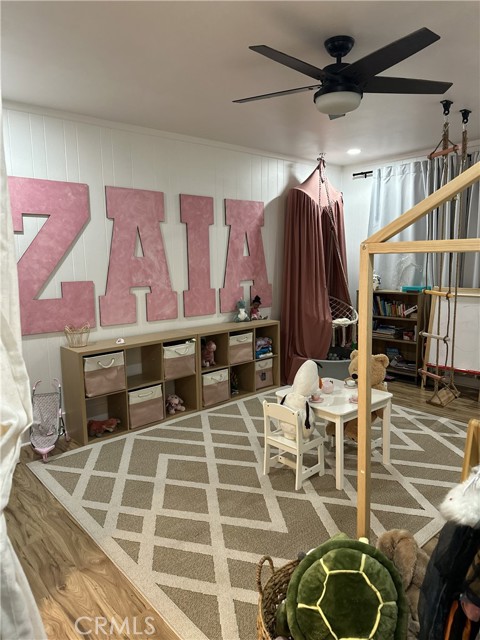 Detail Gallery Image 8 of 13 For 1527 W Palo Alto, Fresno,  CA 93711 - 5 Beds | 3/1 Baths