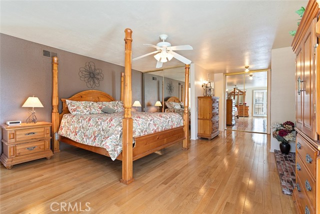 22666 Margarita Drive, Woodland Hills CA: https://media.crmls.org/medias/e171a15f-c5fa-4ed8-b153-9eb35b402822.jpg