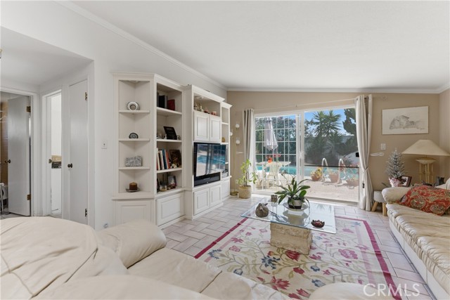 Detail Gallery Image 15 of 42 For 3030 Samoa, Costa Mesa,  CA 92626 - 4 Beds | 3 Baths