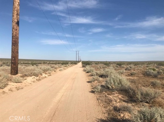 0 Pecos Avenue, Adelanto CA: https://media.crmls.org/medias/e172137c-b7c6-49dd-979b-8a4d82b50da5.jpg