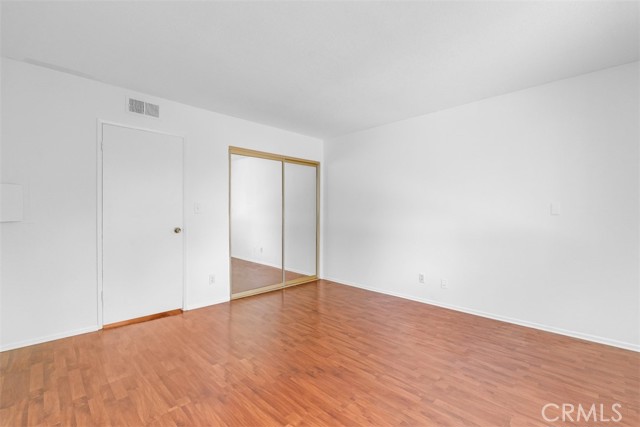 65 N Allen Avenue, Pasadena CA: https://media.crmls.org/medias/e1735139-4122-417e-a5b1-e0f7d8a98ac1.jpg