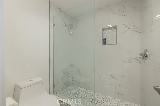 24444 Hampton Drive, Valencia CA: https://media.crmls.org/medias/e17352f6-3290-4a8a-a1d5-89ba7f554fa2.jpg