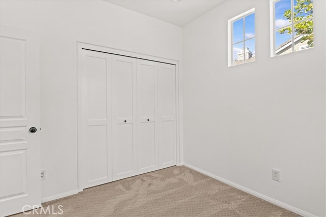 Image 33 of 64 For 1 Shelburne  