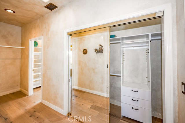 Detail Gallery Image 32 of 63 For 371 Donlin Ln, Newbury Park,  CA 91320 - 4 Beds | 3/1 Baths