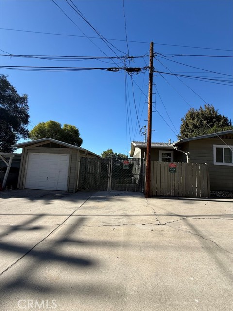 Detail Gallery Image 3 of 9 For 6224 Newlin Ave, Whittier,  CA 90601 - 2 Beds | 1 Baths