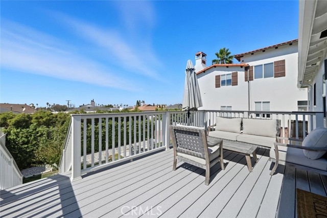 609 Gertruda, Redondo Beach, California 90277, 3 Bedrooms Bedrooms, ,3 BathroomsBathrooms,Residential,Sold,Gertruda,SB25261924