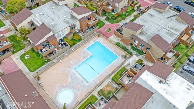 1001 W Stevens W Avenue, Santa Ana CA: https://media.crmls.org/medias/e17556b4-4b7b-441a-9f0a-3cf52758eaff.jpg