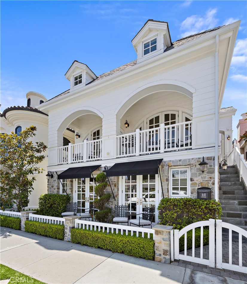 441 Seville Avenue, Newport Beach, CA 92661