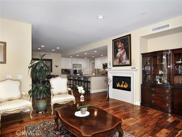 Detail Gallery Image 6 of 12 For 135 Pathway, Irvine,  CA 92618 - 2 Beds | 2 Baths