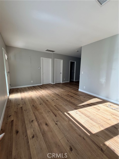 Detail Gallery Image 2 of 10 For 4033 Linwood Pl, Riverside,  CA 92506 - 2 Beds | 2 Baths