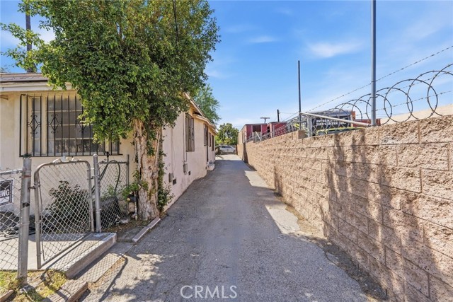 Detail Gallery Image 33 of 39 For 1168 N G, San Bernardino,  CA 92410 - 2 Beds | 2 Baths