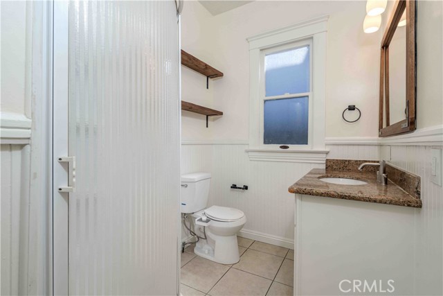 Detail Gallery Image 9 of 33 For 123 S Olive St, Anaheim,  CA 92805 - 4 Beds | 3 Baths