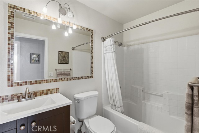 Detail Gallery Image 13 of 24 For 58193 Campanula, Yucca Valley,  CA 92284 - 3 Beds | 2 Baths