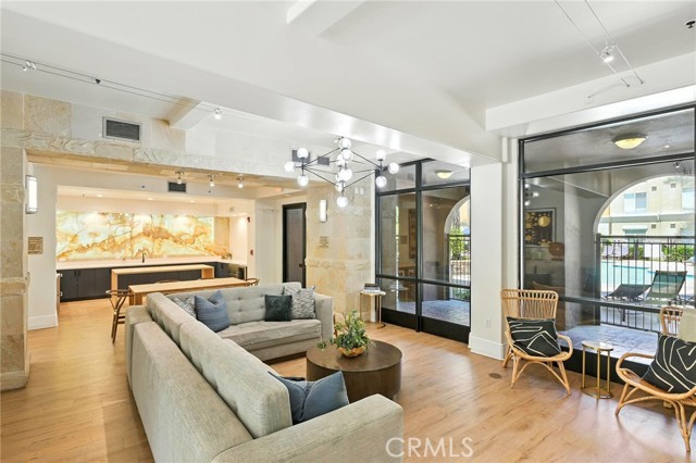 24585 Town Center Drive, Valencia CA: https://media.crmls.org/medias/e17b7afc-beca-4899-a9da-1a78802562d1.jpg