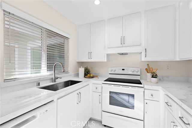 Detail Gallery Image 10 of 31 For 34104 Selva Rd #358, Dana Point,  CA 92629 - 2 Beds | 2 Baths