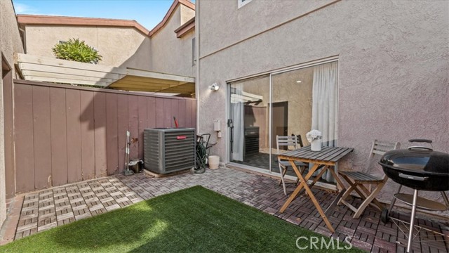 Detail Gallery Image 21 of 28 For 1706 S Mountain, Ontario,  CA 91762 - 2 Beds | 2/1 Baths