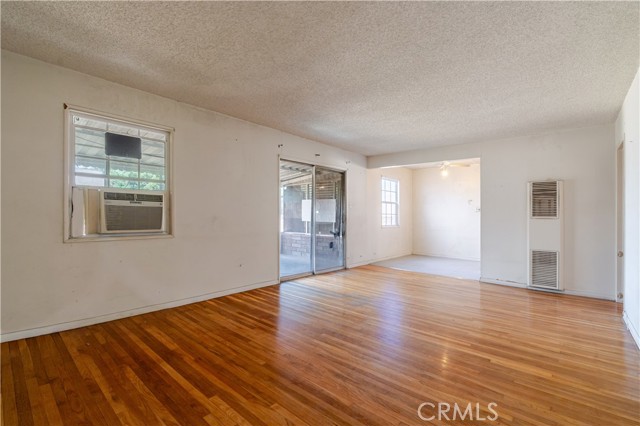 Detail Gallery Image 2 of 12 For 16320 Denley St, Hacienda Heights,  CA 91745 - 4 Beds | 2 Baths