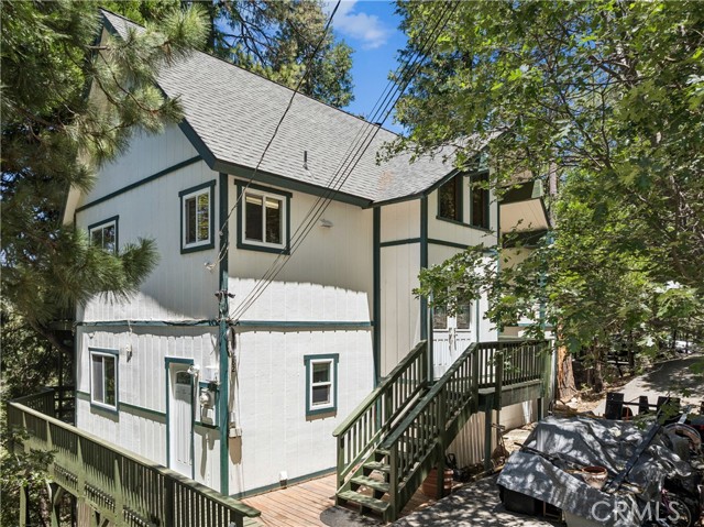 582 Grass Valley Court, Lake Arrowhead, CA 92352