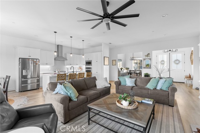 Detail Gallery Image 10 of 44 For 1464 Blush Ln, Santa Maria,  CA 93455 - 4 Beds | 3/1 Baths