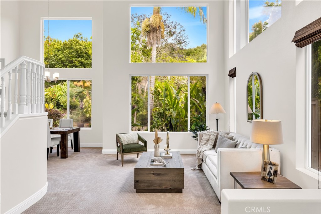 MLS #OC25095542 img 4