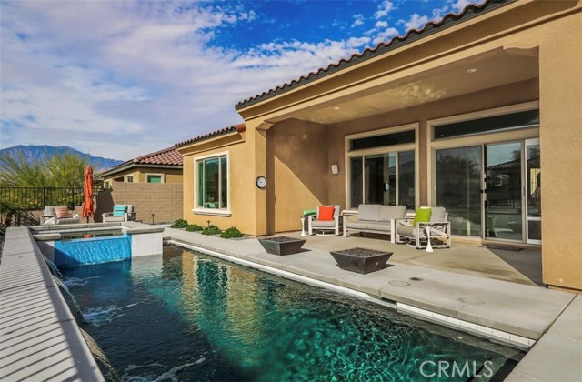 25 Chardonnay, Rancho Mirage CA: https://media.crmls.org/medias/e181846b-cc5c-4dfb-ae3e-3cbdaa03f827.jpg