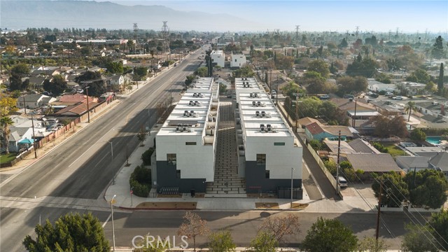 Detail Gallery Image 49 of 55 For 11324 W Raitt Ln, North Hollywood,  CA 91606 - 3 Beds | 4 Baths