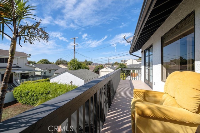 1231 Irena Avenue, Redondo Beach, California 90277, 4 Bedrooms Bedrooms, ,3 BathroomsBathrooms,Residential,For Sale,Irena Avenue,SB24215071