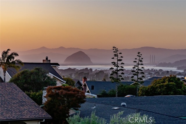 2570 Bay Vista Lane, Los Osos CA: https://media.crmls.org/medias/e182dfd2-f3b9-4c4a-a920-f08834dd8af6.jpg