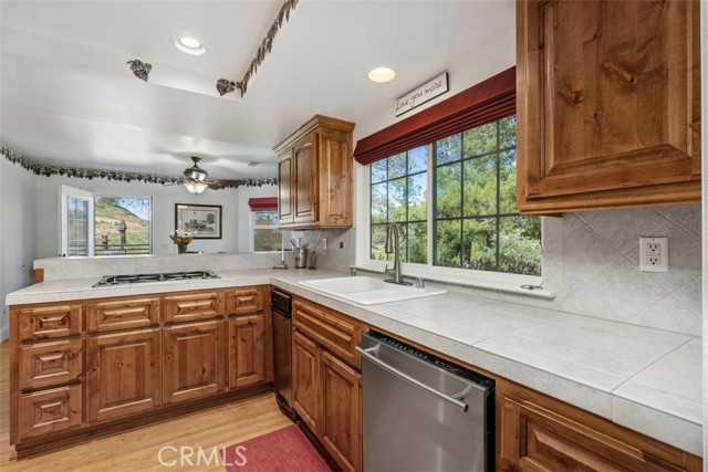 Detail Gallery Image 18 of 75 For 39460 Hilt Rd, Temecula,  CA 92591 - 4 Beds | 3/2 Baths