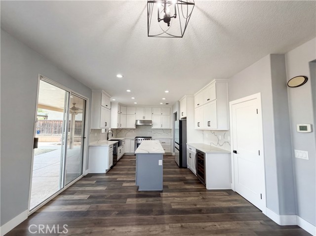 Detail Gallery Image 7 of 21 For 29552 Copper Ridge, Menifee,  CA 92584 - 5 Beds | 3 Baths