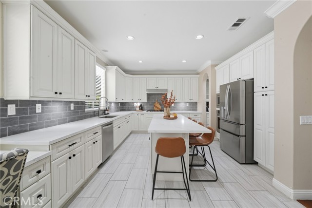 Image 7 of 37 For 27687 Fairmont