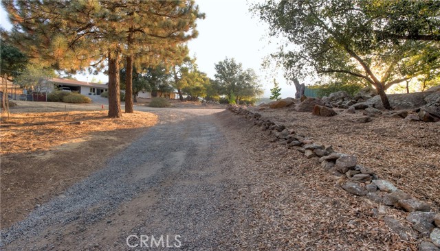 Detail Gallery Image 10 of 75 For 12145 Twin Springs Rd, Descanso,  CA 91916 - 4 Beds | 2 Baths