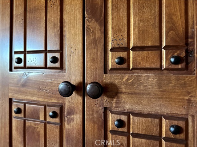 28545 Wabash Drive, Lake Arrowhead CA: https://media.crmls.org/medias/e183d315-7d4d-4e77-84e7-658794f6922e.jpg