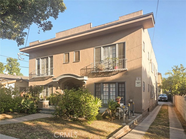 Detail Gallery Image 1 of 19 For 1134 E Chestnut St, Glendale,  CA 91205 - 2 Beds | 1 Baths
