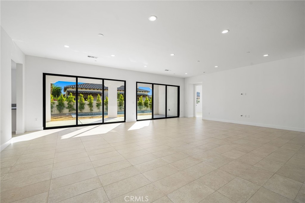 MLS #SR25252201 image #14