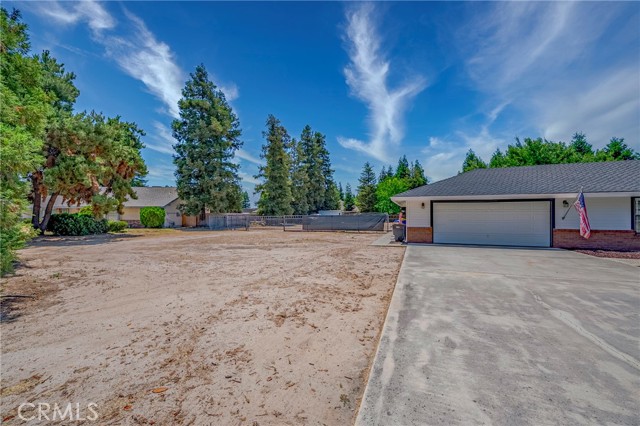 Detail Gallery Image 8 of 54 For 5779 Orchid Ct, Atwater,  CA 95301 - 4 Beds | 2 Baths