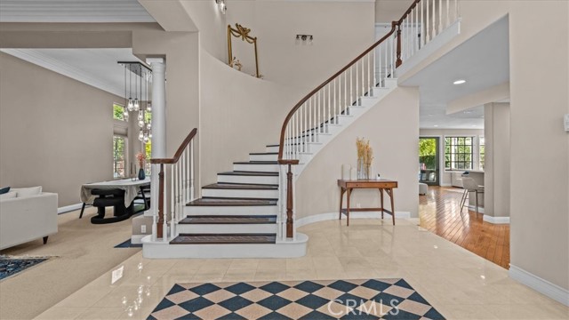 Image 3 of 62 For 2162 Euclid Avenue