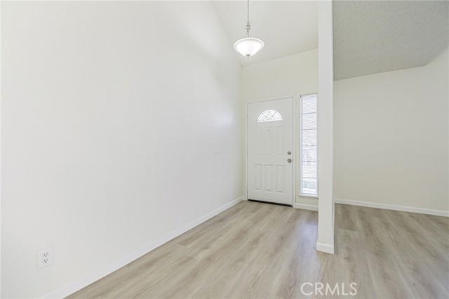 Detail Gallery Image 8 of 49 For 42520 52nd, Lancaster,  CA 93536 - 5 Beds | 3 Baths