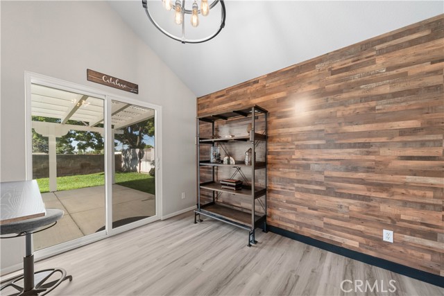 1440 Amanda Place, Upland CA: https://media.crmls.org/medias/e185fc49-a99c-48ff-99b4-050785042ff3.jpg