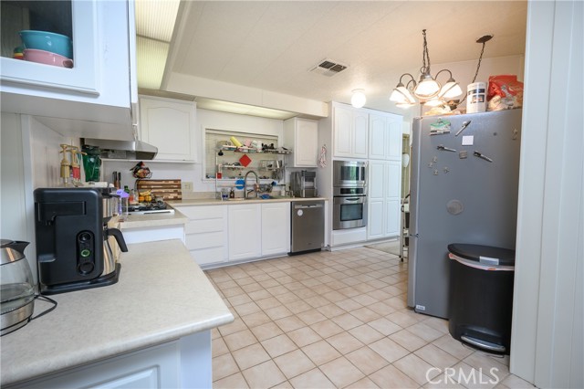 Detail Gallery Image 3 of 24 For 3123 El Rosario, Perris,  CA 92571 - 2 Beds | 2 Baths