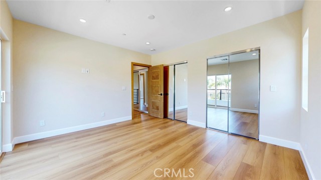 Image 38 of 75 For 421 Catalina Street