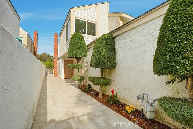 Detail Gallery Image 50 of 68 For 22706 Wood Lake, Lake Forest,  CA 92630 - 3 Beds | 3 Baths