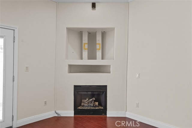7142 Ethel Avenue, North Hollywood CA: https://media.crmls.org/medias/e188e6df-3405-476f-a9c7-c7a8097bd33e.jpg