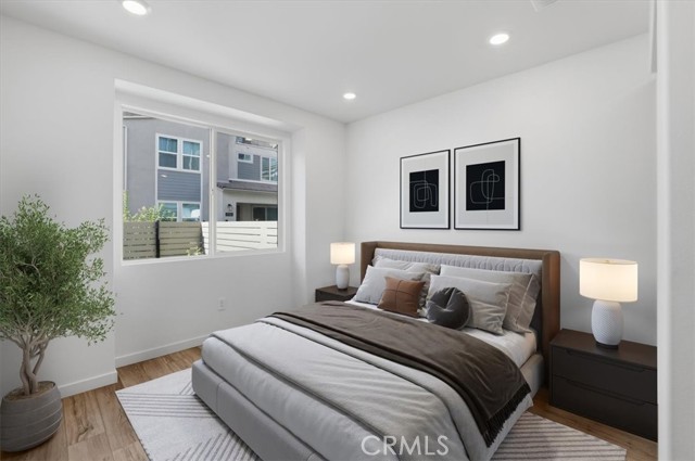 Detail Gallery Image 4 of 47 For 27323 Seven Oaks Ln, Valencia,  CA 91381 - 3 Beds | 3/1 Baths