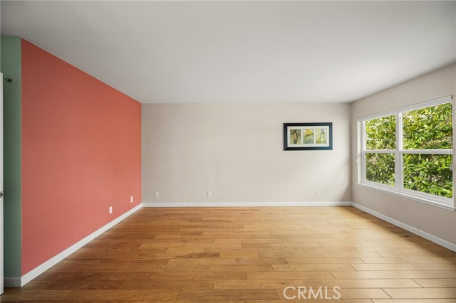 Detail Gallery Image 13 of 22 For 19081 Flagship Cir, Huntington Beach,  CA 92648 - 3 Beds | 2/1 Baths