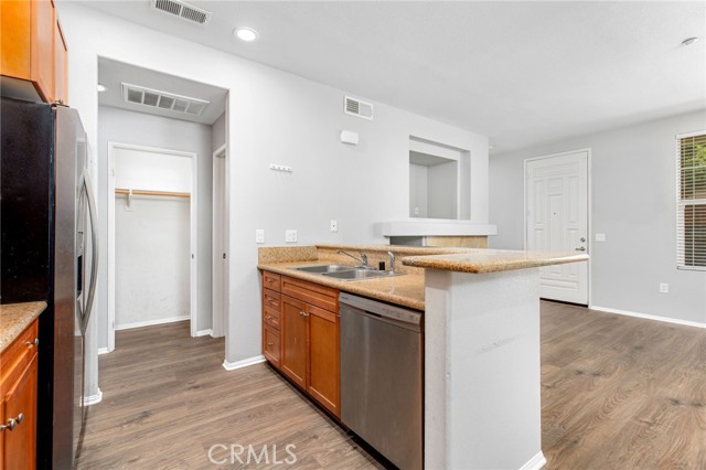 Detail Gallery Image 13 of 45 For 30505 Canyon Hills, Lake Elsinore,  CA 92532 - 2 Beds | 2/1 Baths