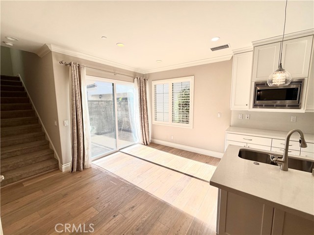 Detail Gallery Image 9 of 24 For 56 Strawberry Grove, Irvine,  CA 92620 - 3 Beds | 2/1 Baths