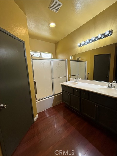 13590 Fox Point Road, Victorville CA: https://media.crmls.org/medias/e18a43bc-75a6-4490-b5bf-c746e9198d1b.jpg