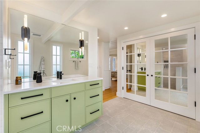 Image 27 of 42 For 3007 Harbor View